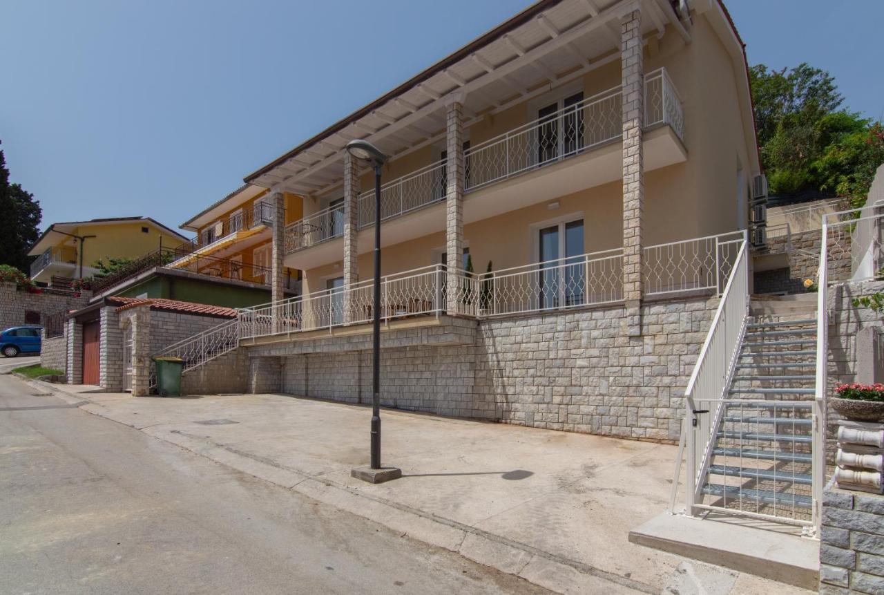 The Rose Garden Apartments Portoroz Exterior foto